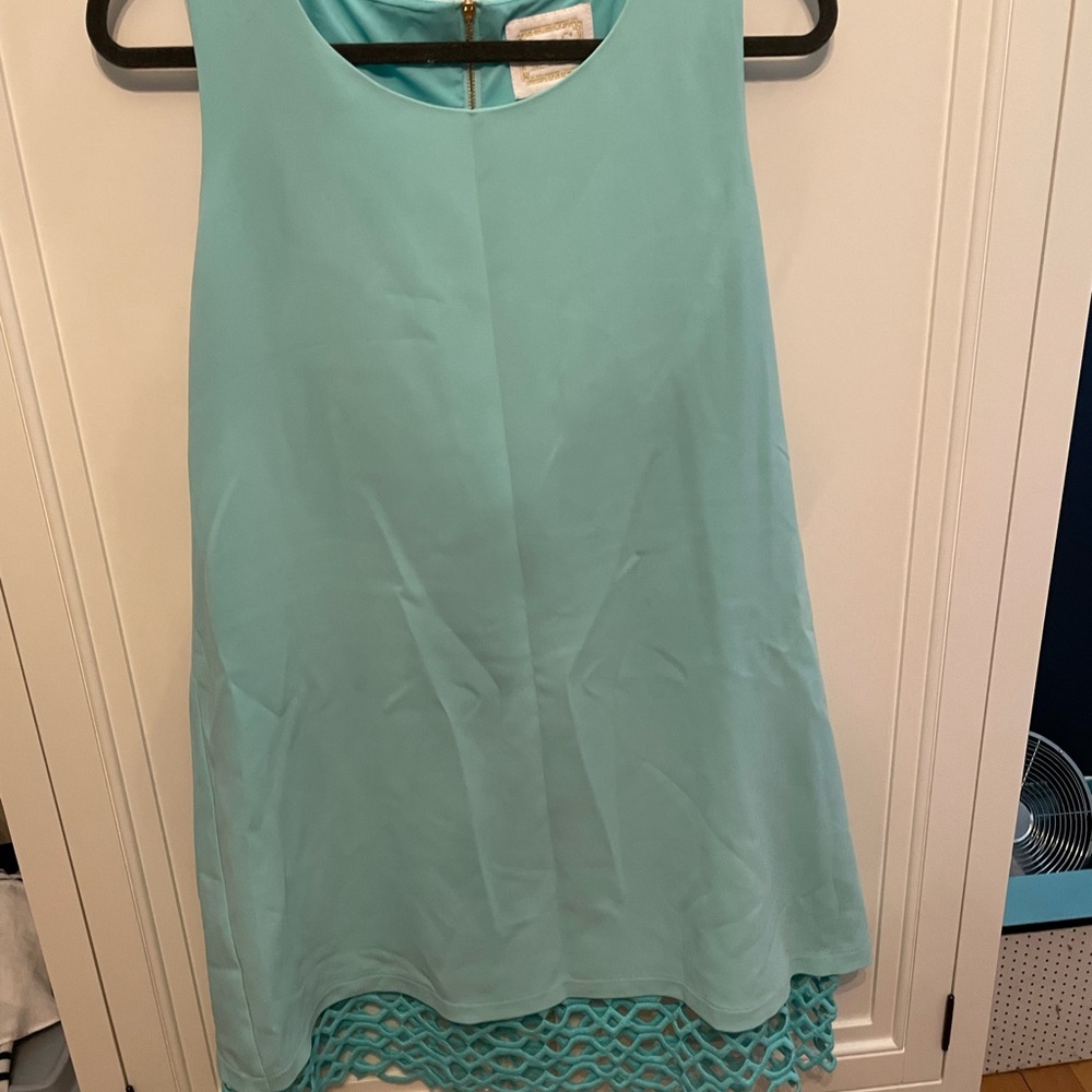 Sail to Sable sea foam green, size 12